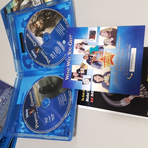 4 PIRATES OF THE CARIBBEAN DVD MOVIES - Picture 6 of 14